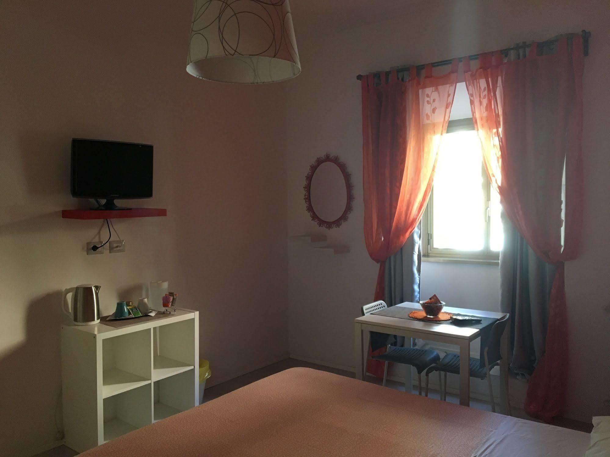 Sunrise B&B Roma Esterno foto