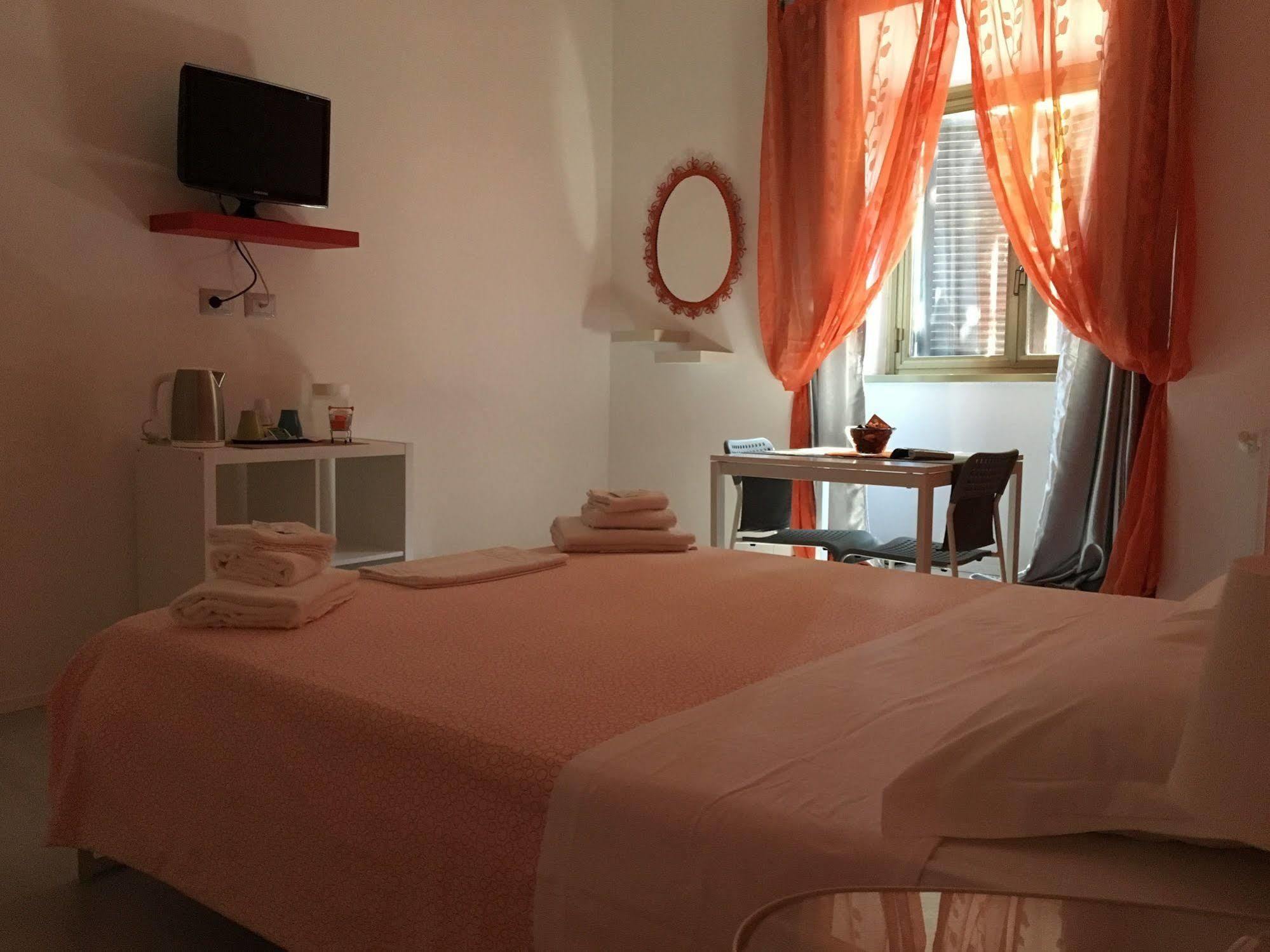 Sunrise B&B Roma Esterno foto