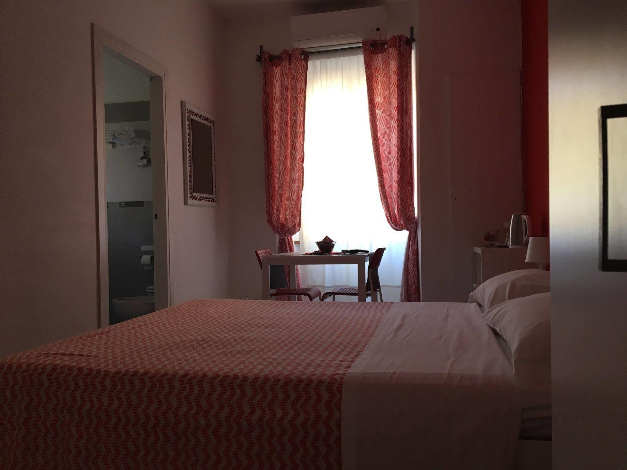 Sunrise B&B Roma Esterno foto